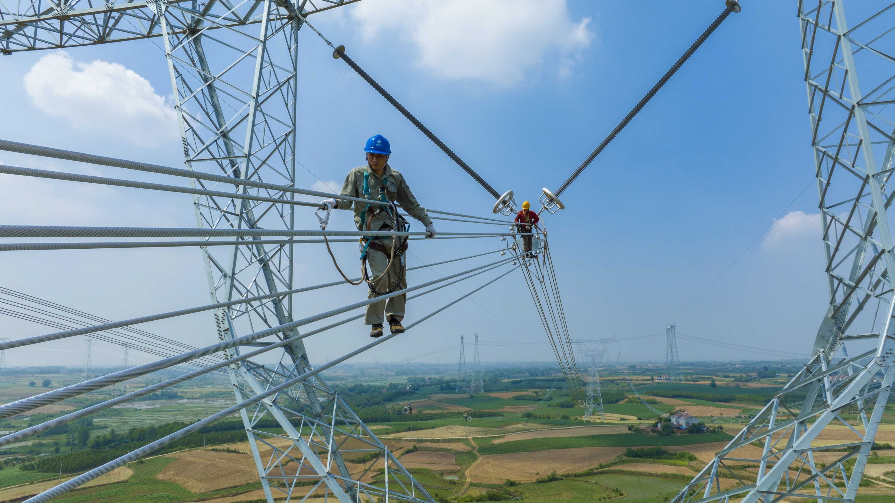 荆门-武汉特高压工程 我国独有的‘黑科技’点亮电力新篇章